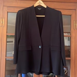 Exquisite black knit Misook peplum styled blazer.Large. Excellent Used Condition